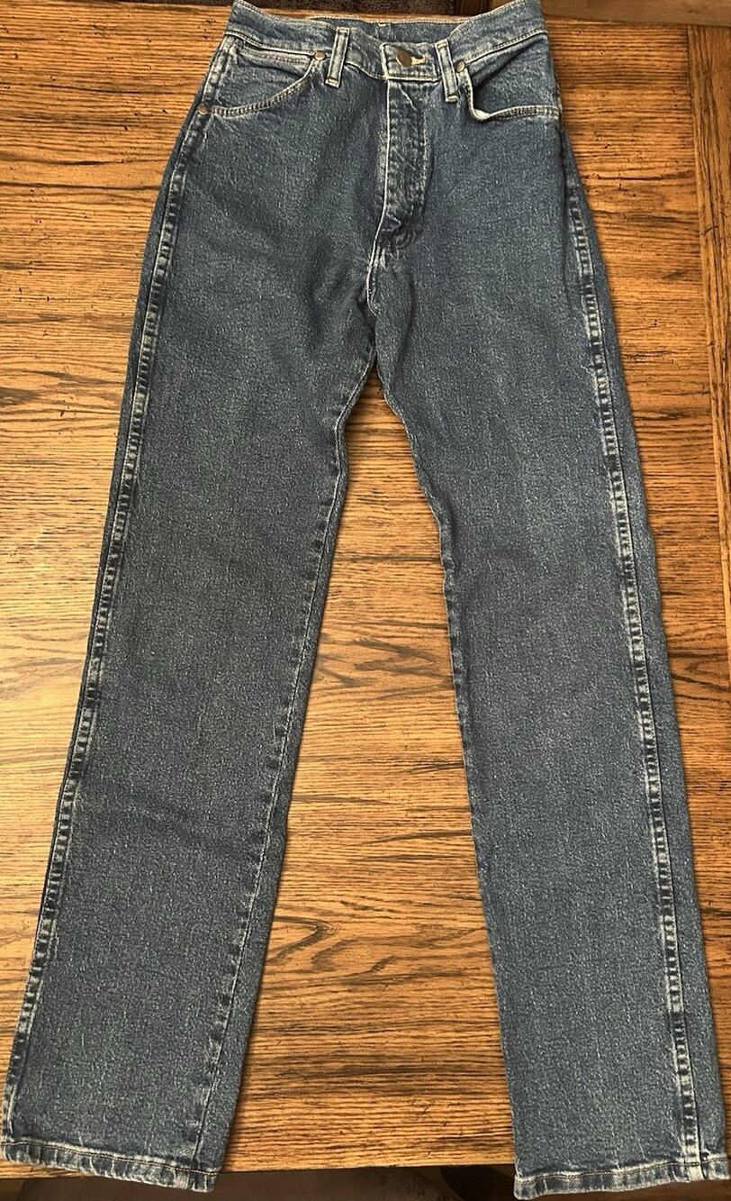 Wrangler Blue Straight Jeans High Rise Medium Wash Denim Regular Fit Women